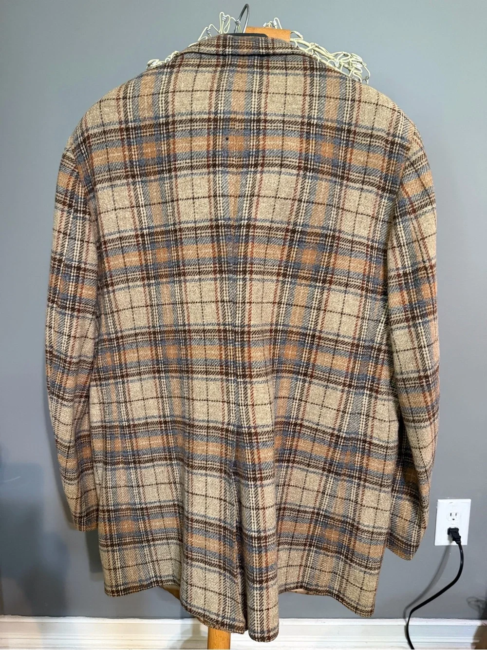Vintage Wool Tweed Blazer 46R Brown Blue Tan Windowpane Plaid Mens Sport Coat 33